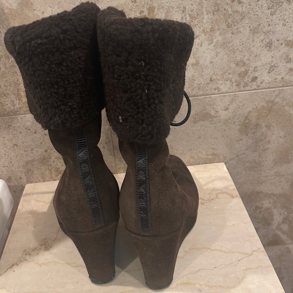 Prada shearling boots - Picture 4 of 6